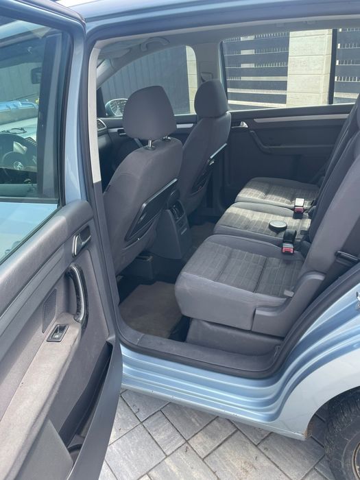 VW  TOURAN  7 locuri