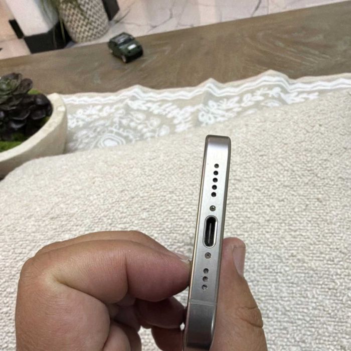 iPhone 15 pro negru 128g impecabil neverlocked