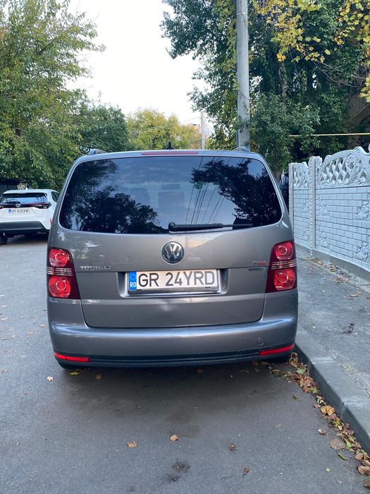 VOLKSWAGEN Touran 2009 — imagine 3