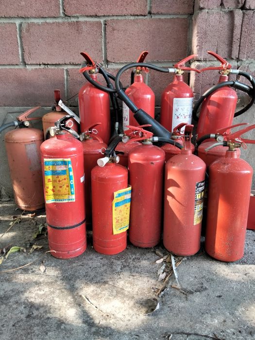 Огнетушитель бу..