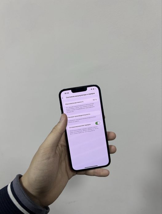 iPhone 13 в отличном состоянии