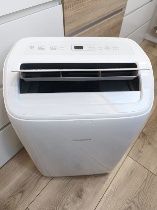 Aer conditionat portabil HISENSE APH09QC, 9000 BTU, A/A+, Functie Wi-Fi, kit instalare inclus, GARANTIE 2 ANI