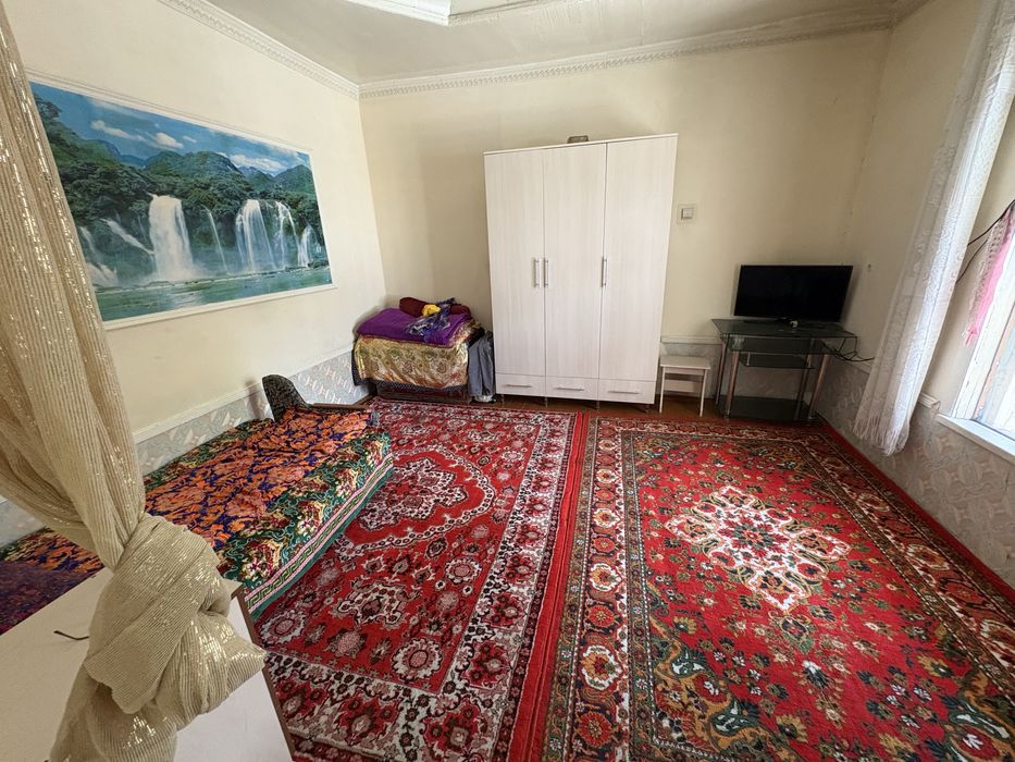 Xovli sotiladi 4,5 sot, xamma narsasi bilan