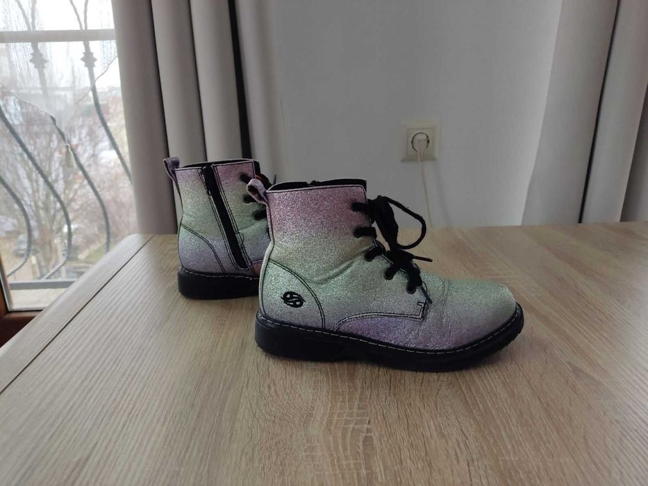 Боти и ботуши за момиче