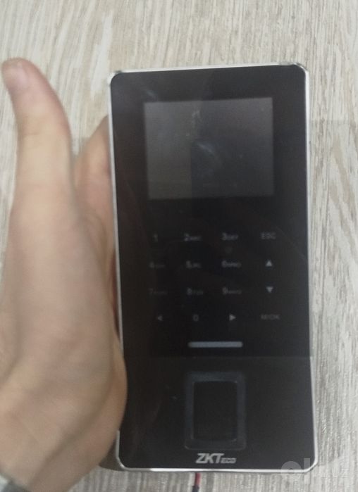 ZKTeco biometrik terminali