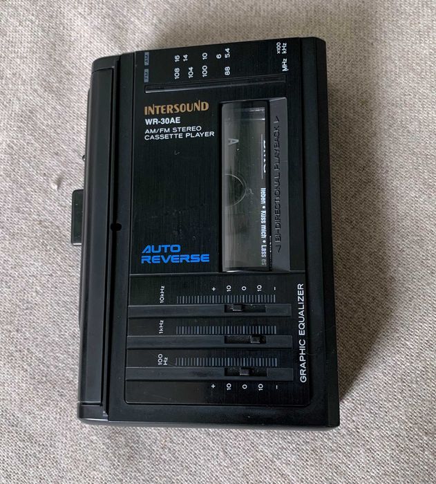 Walkman vintage Intersound WR-30AE auto-reverse, cutie, lipsă capac