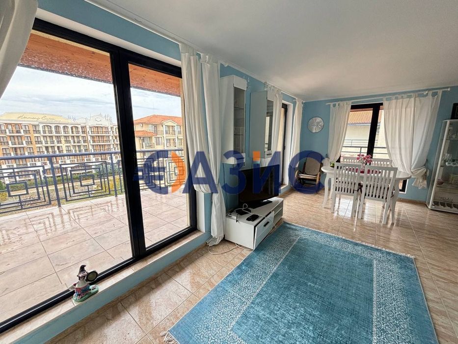 Продава се Тристаен апартамент в к.к. Слънчев бряг - 163 кв.м за 675 €/кв.м - Снимка #2