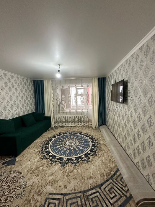 2 бөлмелі үй жақсы,жарық,жылы.