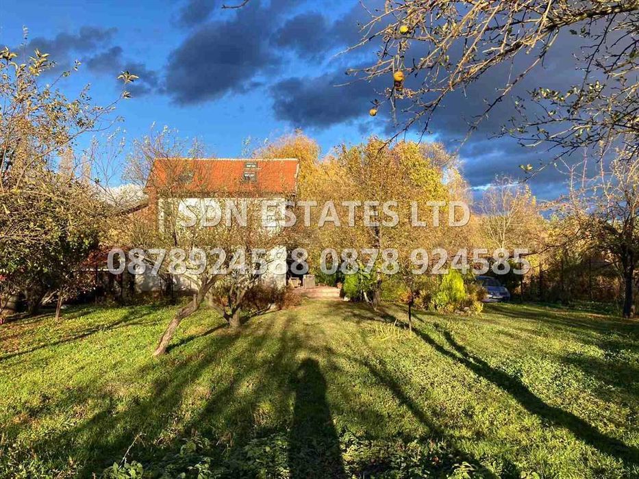 Продава се Къща в Казанлък - 200 кв.м за 725 €/кв.м - Снимка #22