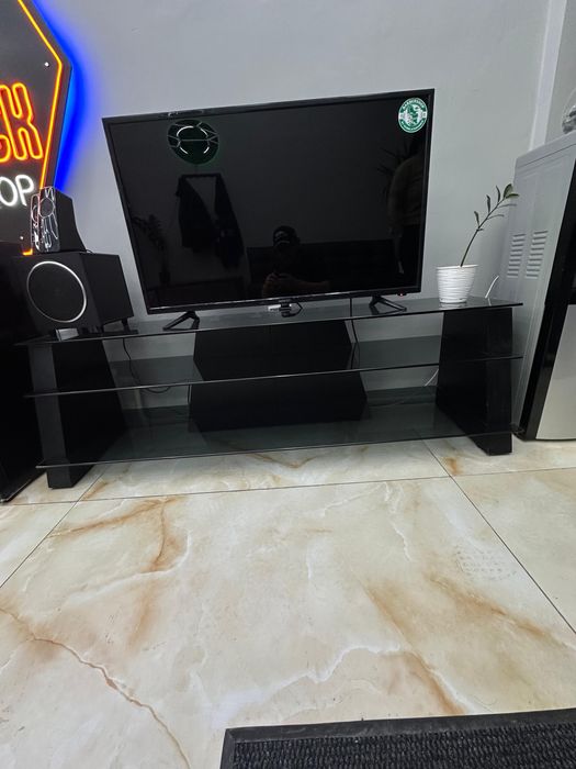 Подставка под телевизор