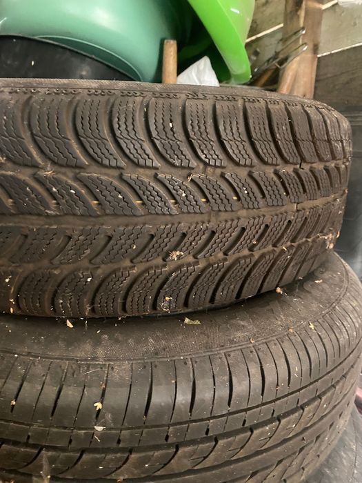 Гуми за Пежо и Ситроен