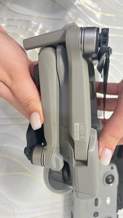 Продам дрон Dji Air2S