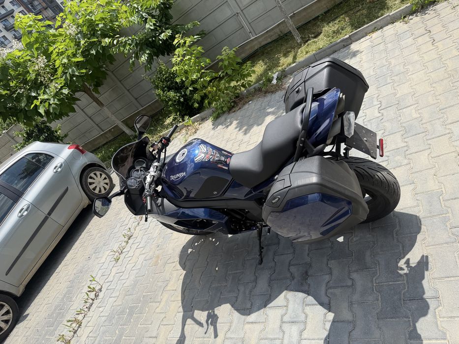 Triumph Sprint ST 1050 ABS