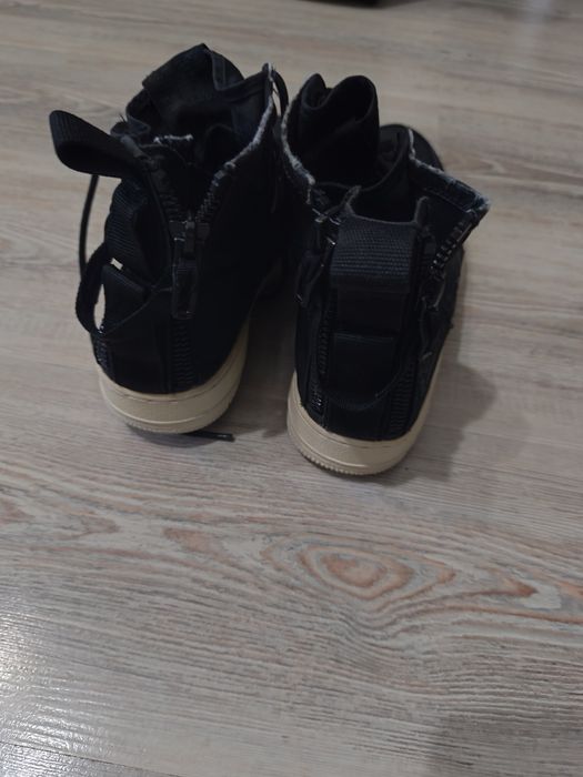 Adidași Nike doua perechi