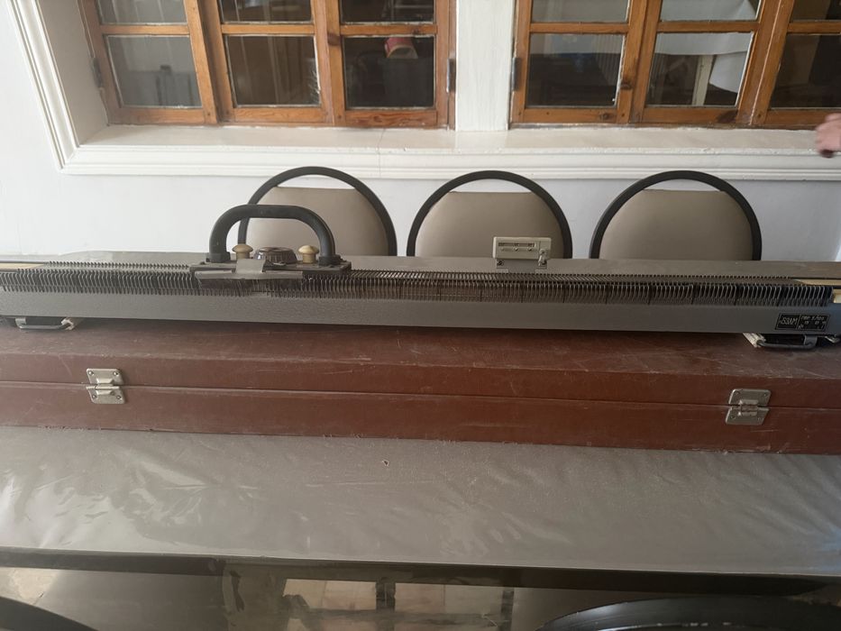 вязальная машинка продаётся