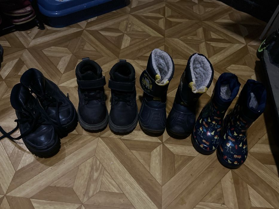 Сапоги, ботинки на мальчика осенние