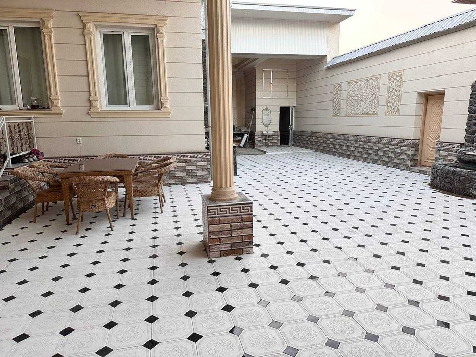 Продается свой, большой дом в Городе Джизаке, махалля Амир Тимура