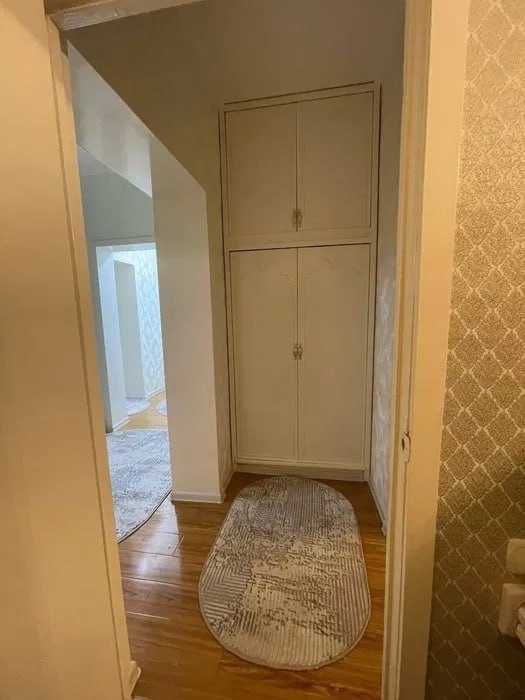 Продается 3\5\9 АЙБЕК ор-р УЛ Афрасиаб Ойбек метро 75м2