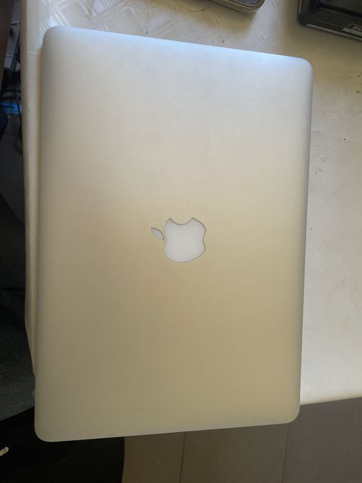 macbook air 2015,8 gb ram