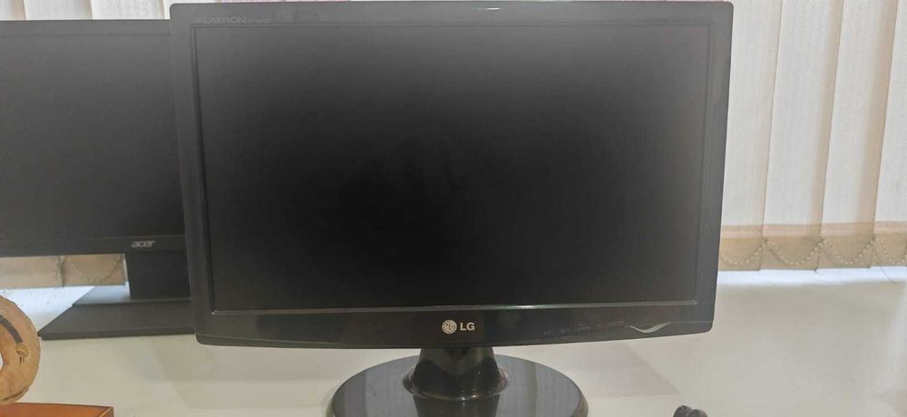 Монитор LG W1943SS-PF