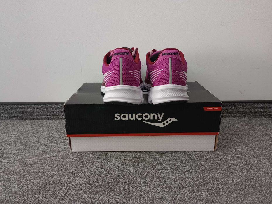 Saucony Обувки за бягане Ride 14, 38.5 EU