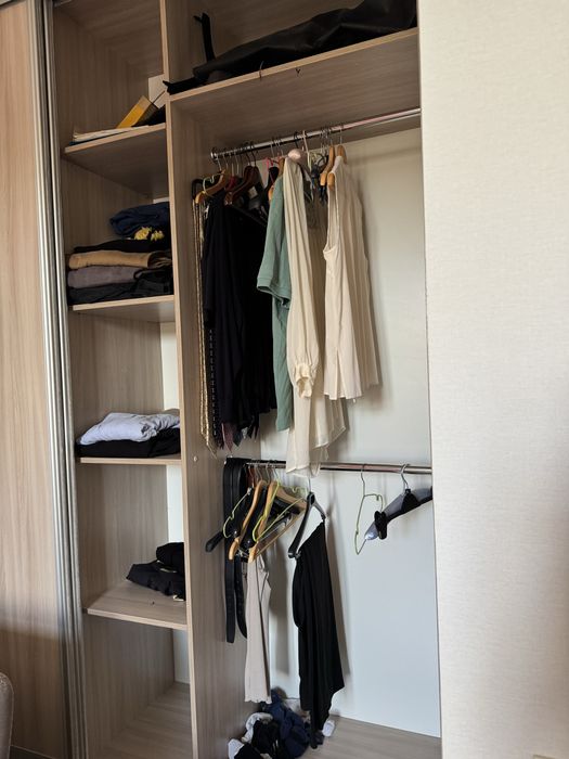 Продаю шкаф купе