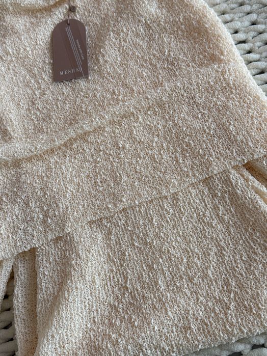 Най-продаваната нова рокля от Meshki. S