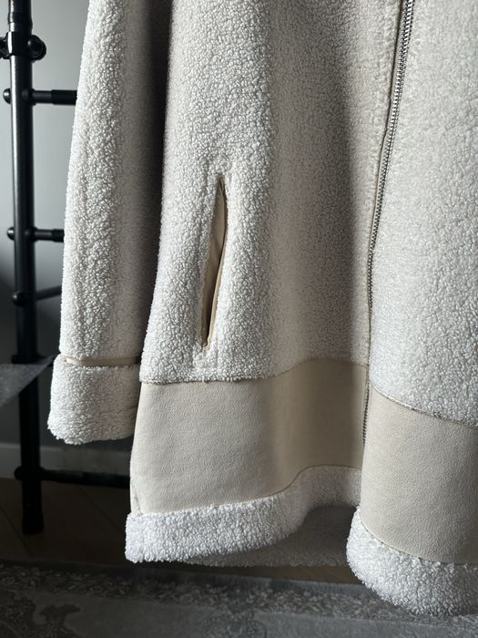 Продам дубленку двухсторонюю размер М