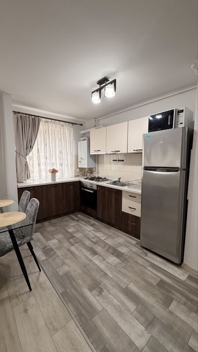 Particular vand Apartament 2 camere – De VANZARE - Open Space – Ansamblul TOP CITY – Zona Tractorul CORESI