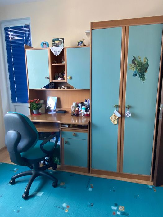 Детско-юношеско обзавеждане