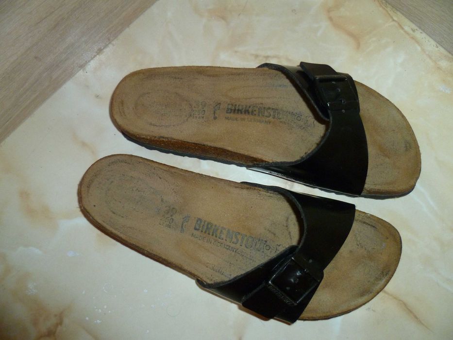 BIRKENSTOCK сандали/чехли №39