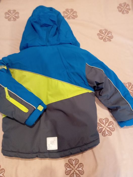 Geaca  baiat mărimea 110