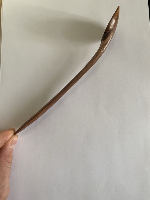 Дървена дялана лъжица