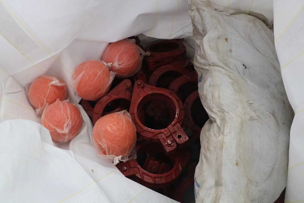 Beton nasos 60-90 kub sotiladi tayyor