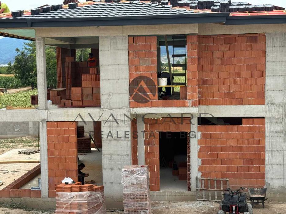 Продава се Къща в с. Крумово, Област Пловдив - 240 кв.м за 1105 €/кв.м - Снимка #1