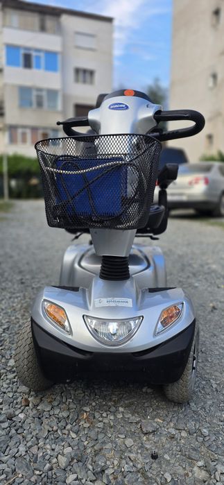 Scuter Carut electric INVANCARE ORION pentru persoane cu dizabilități sau handicap