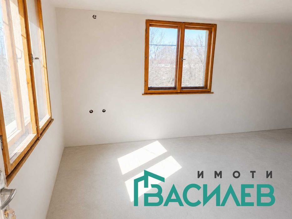 Продава КЪЩА област Перник, с. Слаковци