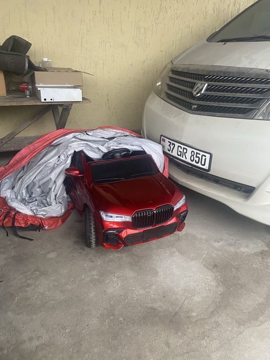 Электромобиль детский