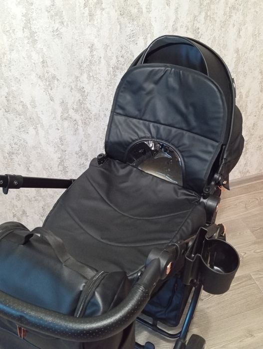 Продам детскую коляску