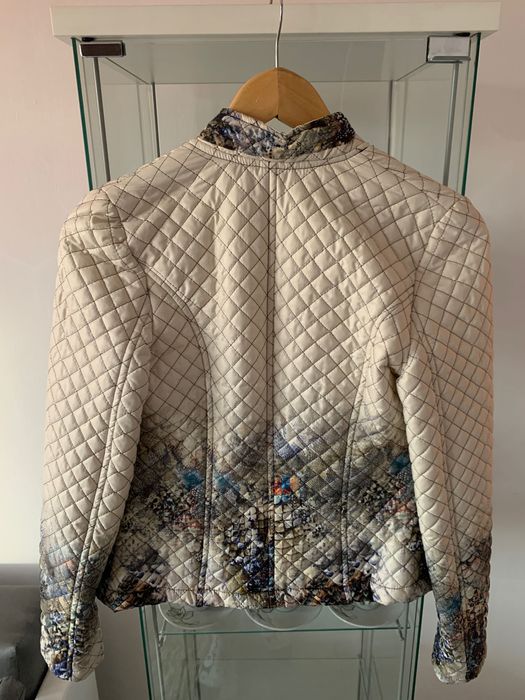 Пролетно тънко  яке