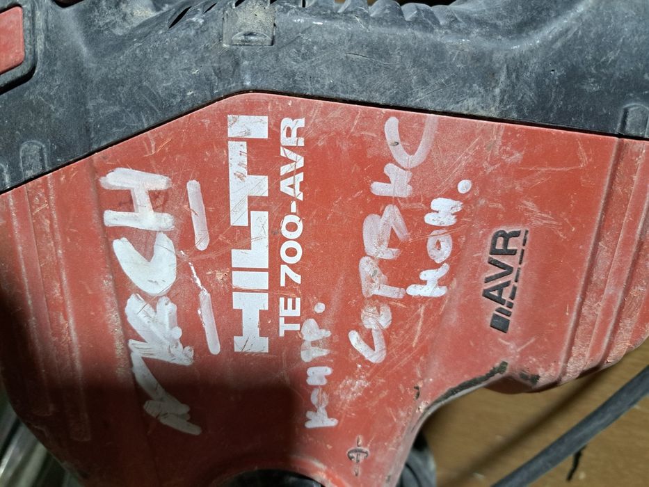 Продам хилти отбоиник орегинал!!!