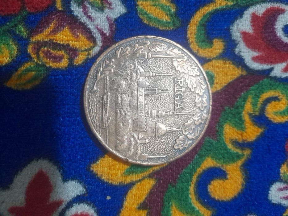 Антикварная монетка