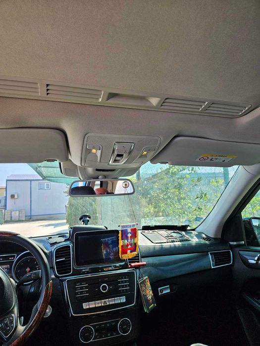 продавам мерцедес GLS 350d