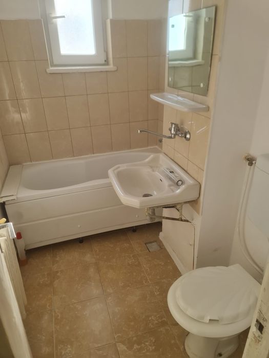 De închiriat: apartament 2 camere semidecomandat, Zona Cascada