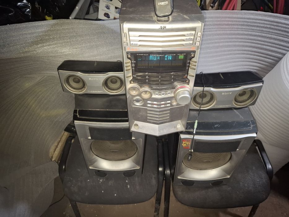 Музыкальный центр