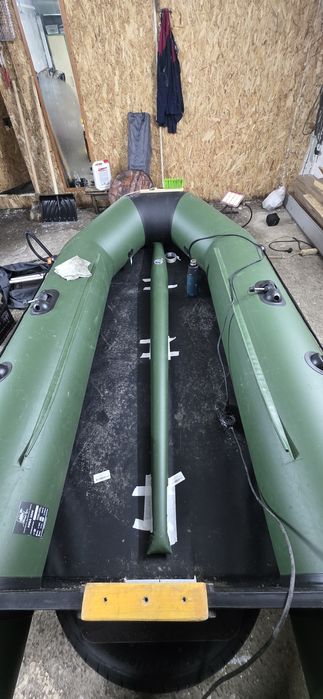 Продается лодка Аква 2800 с мотором