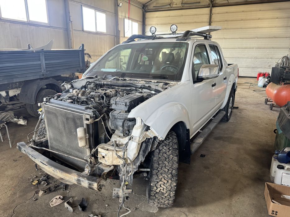 Dezmembrez Nissan Navara d40 2008