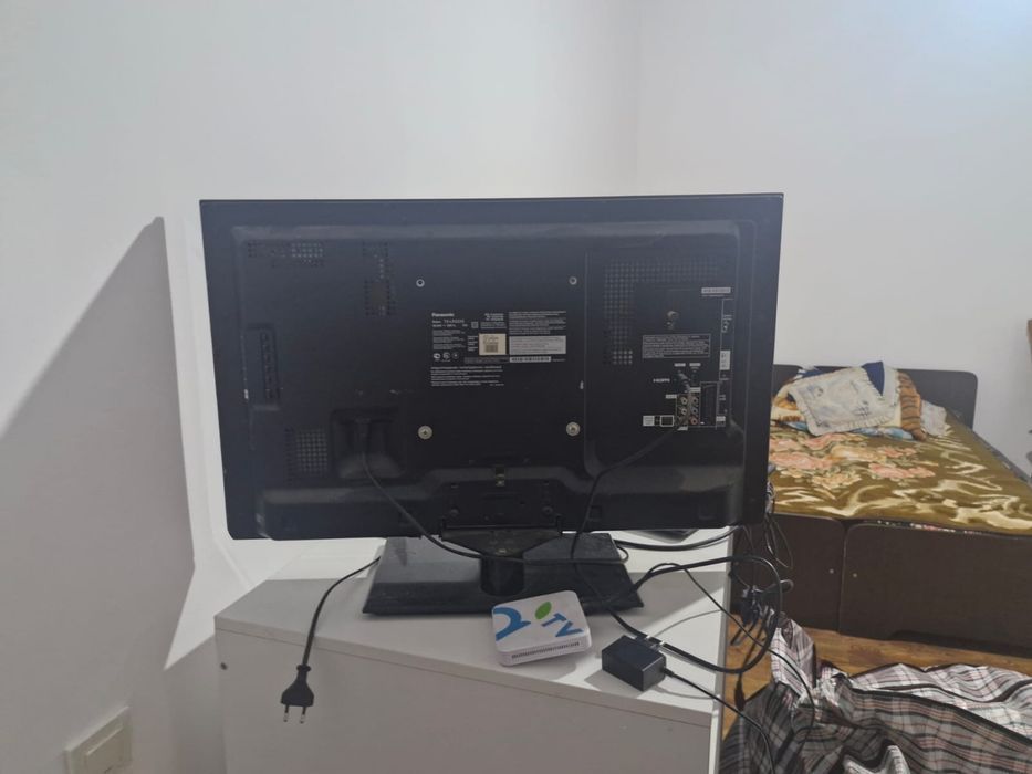 Телевизор со Smart TV (YouTube, Тюнер)