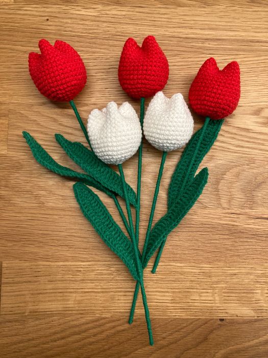Lalele crosetate handmade