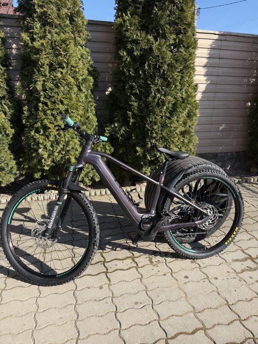 Bicicleta CUBE Hardtail Electrica